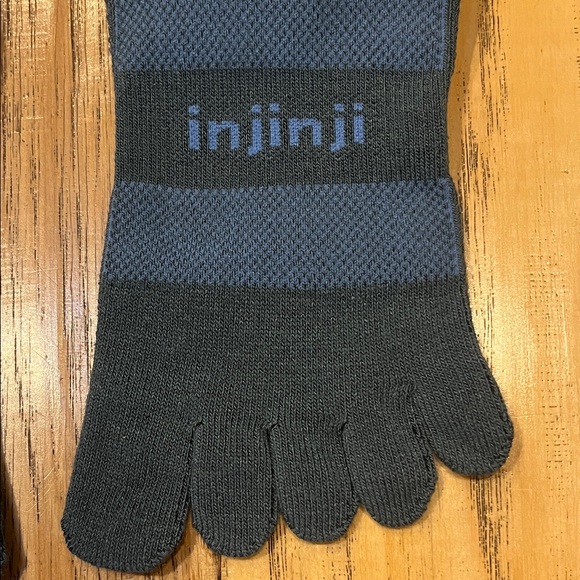 Injinji Trail Midweight over the calf toe socks - Picture 4 of 5